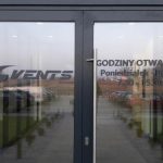 Folia z godzinami otwarcia Niepruszewo