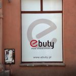 Oklejanie szyb i witryn Poznań Półwiejska