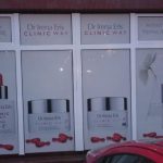 Oklejanie witryn w aptece