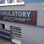 Szyldy z dibondu na elewację i ogrodzenie