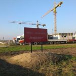 Tablica reklamowa wkopywana w ziemię