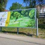 Tablica reklamowa z licem z dibondu, wyklejana Poznań